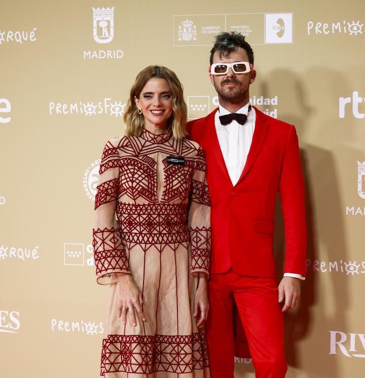 Aldo Comas: el polifacético artista catalán que conquista con su versatilidad