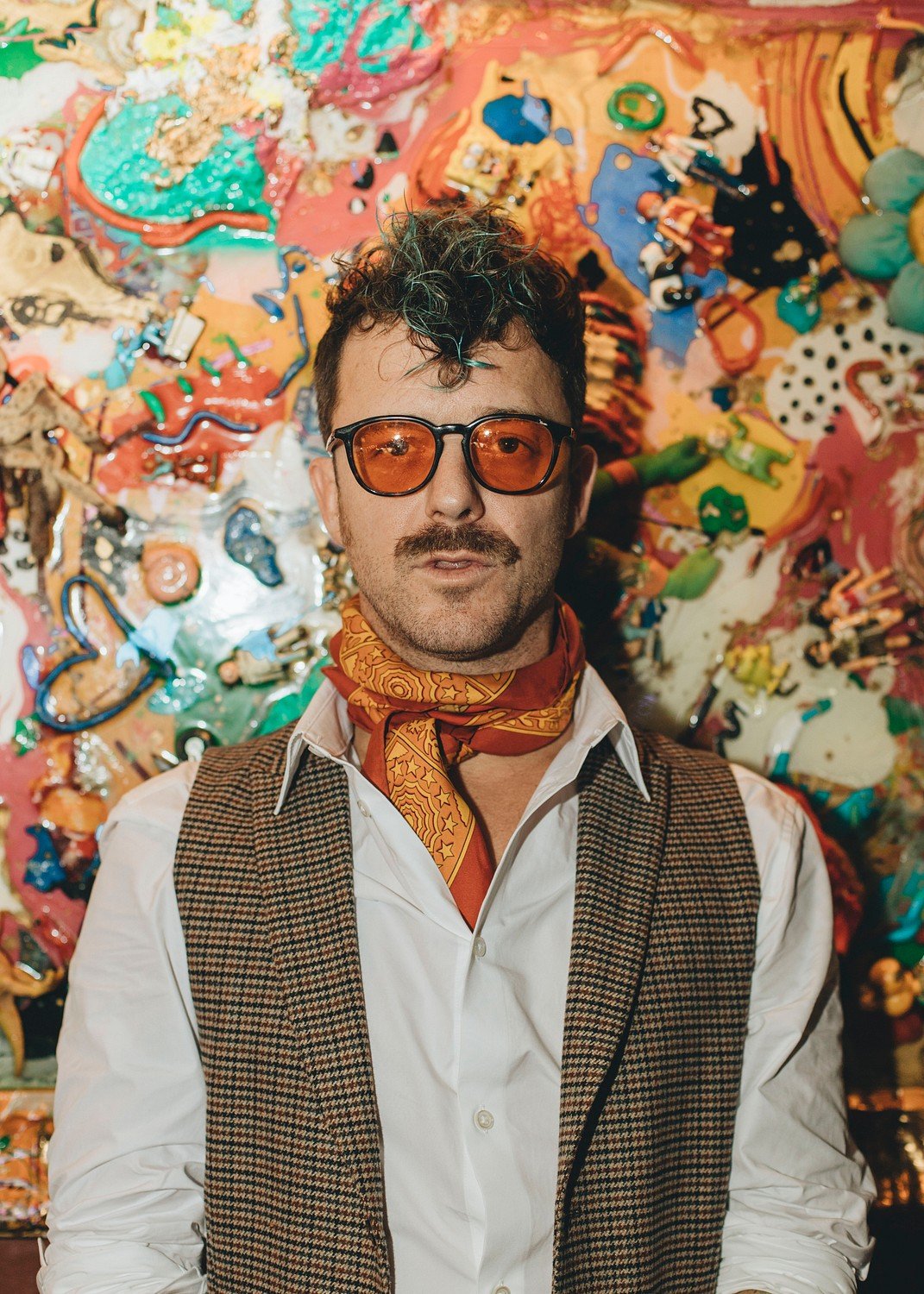 Aldo Comas: el polifacético artista catalán que conquista con su versatilidad