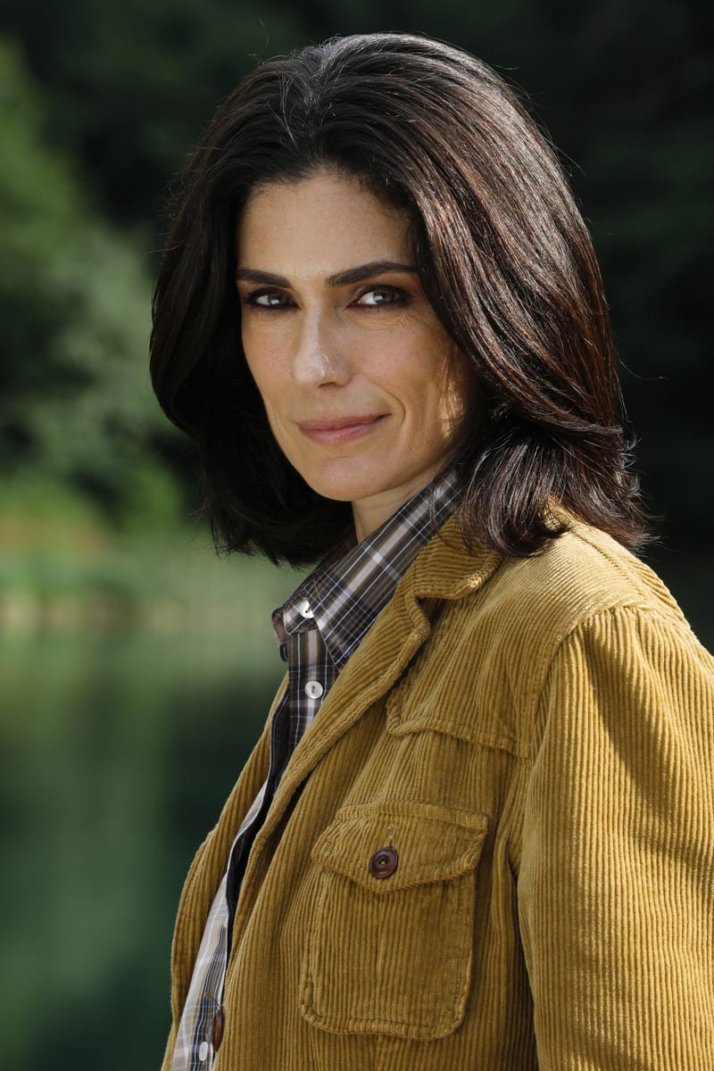 Anticipazioni Fiction Anna Valle: "Una Nuova Vita", Suspense e Misteri nella Seconda Puntata