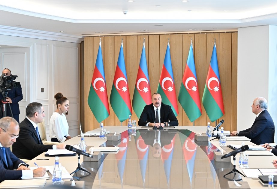 Azerbaijan: Crocevia di Europa e Asia tra Economia Energetica e Tensioni Geopolitiche
