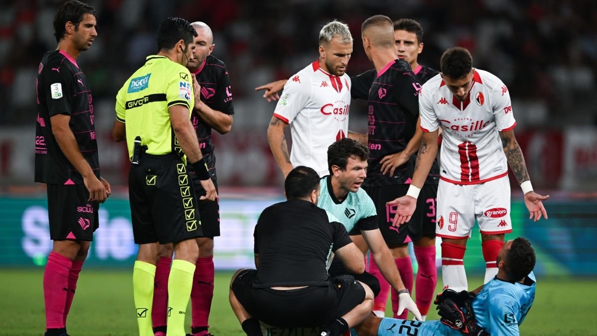 Bari-Palermo 0-0: Il pareggio nella 22ª giornata di Serie B che accontenta poco entrambi