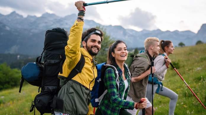 Camminare: il semplice gesto quotidiano che allunga la vita e protegge il cuore