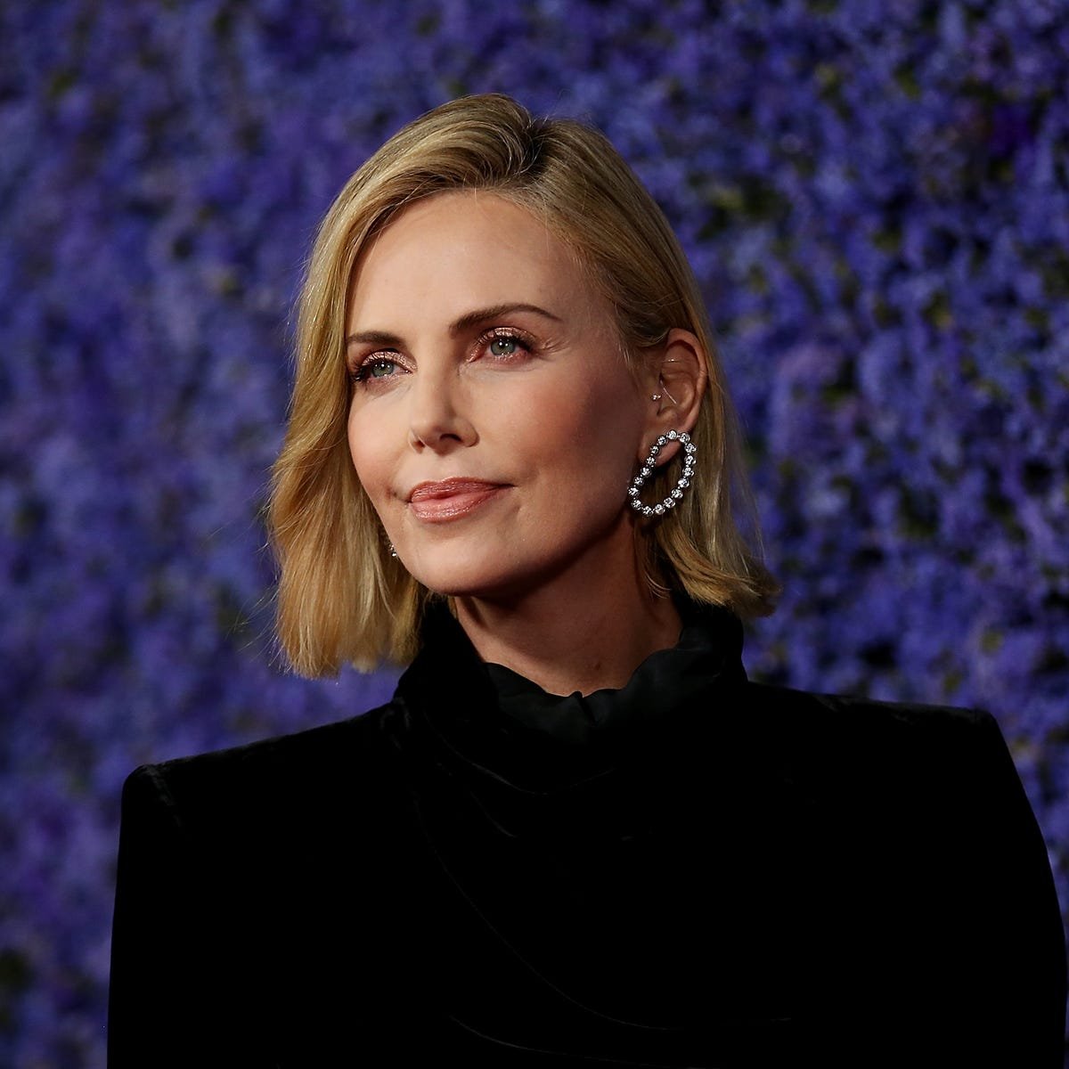 Charlize Theron: Dalla Tragedia Sudafricana alla Gloria di Hollywood