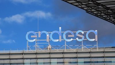 Ciberataque a Endesa: Miles de clientes expuestos a robo de datos personales y bancarios
