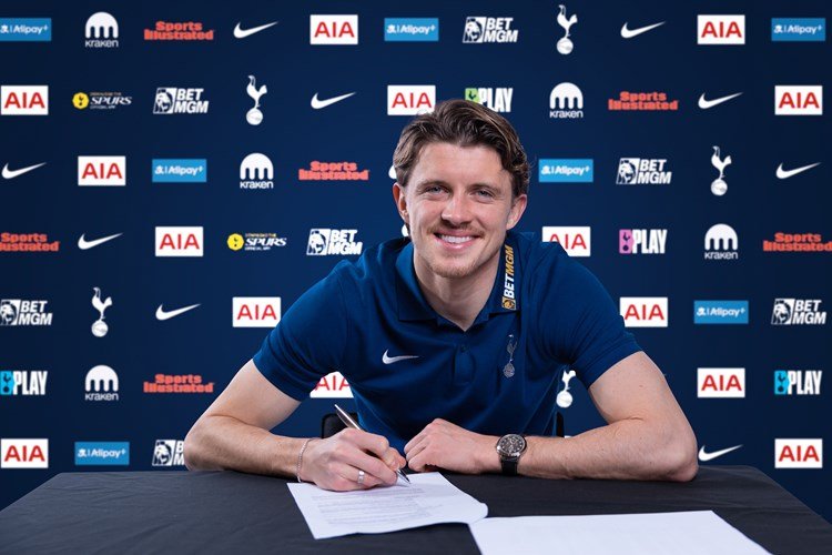 Conor Gallagher: El mediocampista inglés que regresa a la Premier League con el Tottenham