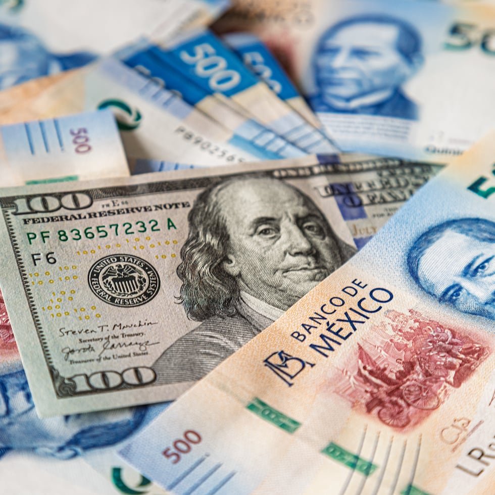 Dólar hoy: Cierra en $17.83 y alcanza su menor nivel desde julio de 2024