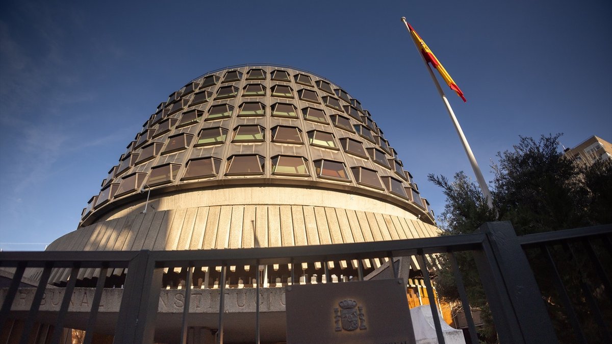 El Tribunal Constitucional de España: Guardián de la Constitución en un 2026 clave