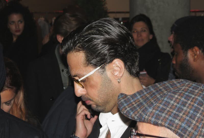 Fabrizio Corona: il re dei paparazzi tra successi, scandali e redenzione