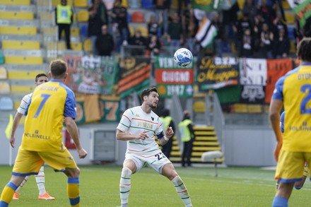 Frosinone-Venezia: lo scontro al vertice della Serie B per la leadership