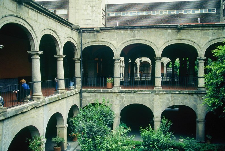 Hoy No Circula 19 de Febrero 2026: Restricciones Vehiculares en CDMX y Edomex