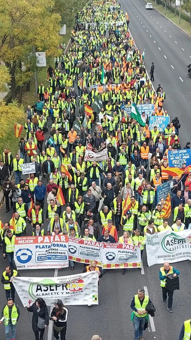 Huelga de transportes en España: Suspensión temporal en A Coruña y tensiones en el sector ferroviario
