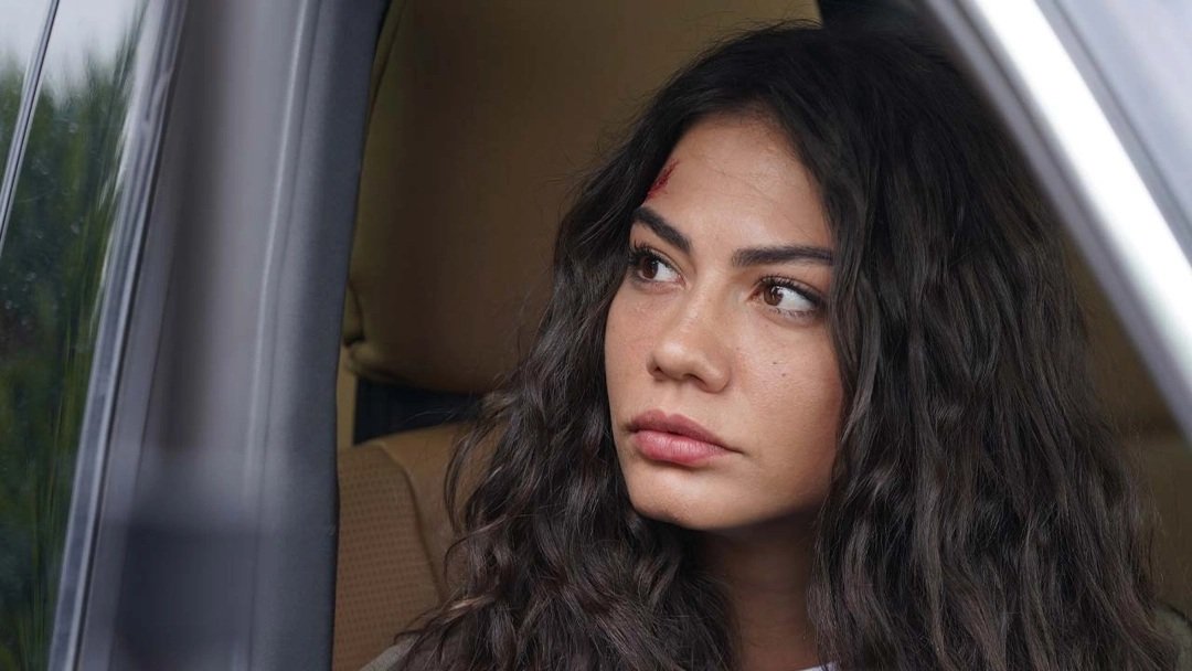 Io Sono Farah: Anticipazioni e Finale della Prima Stagione su Canale 5