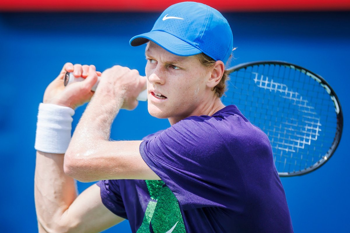 Jannik Sinner: El Ascenso Imparable del Tenista Italiano que Domina el ATP Tour