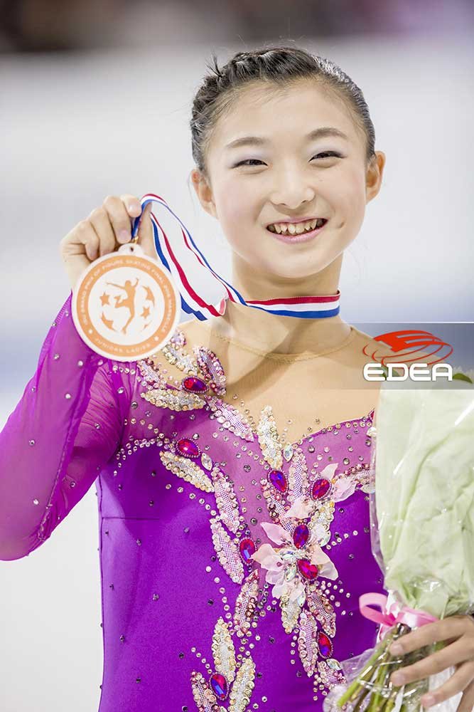 Kaori Sakamoto: La Regina del Ghiaccio Giapponese Punta all'Oro a Milano Cortina