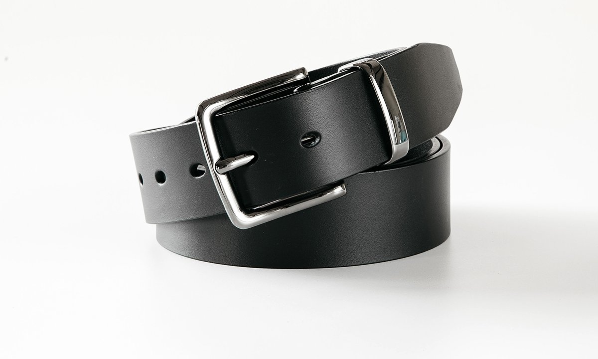 Кожаный ремень: от утилитарной детали до стильного акцента