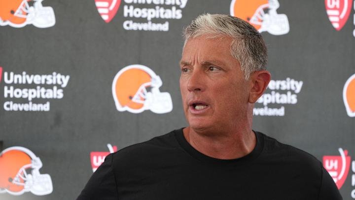 La salida de Jim Schwartz de los Cleveland Browns: Tensiones y el nuevo rumbo defensivo