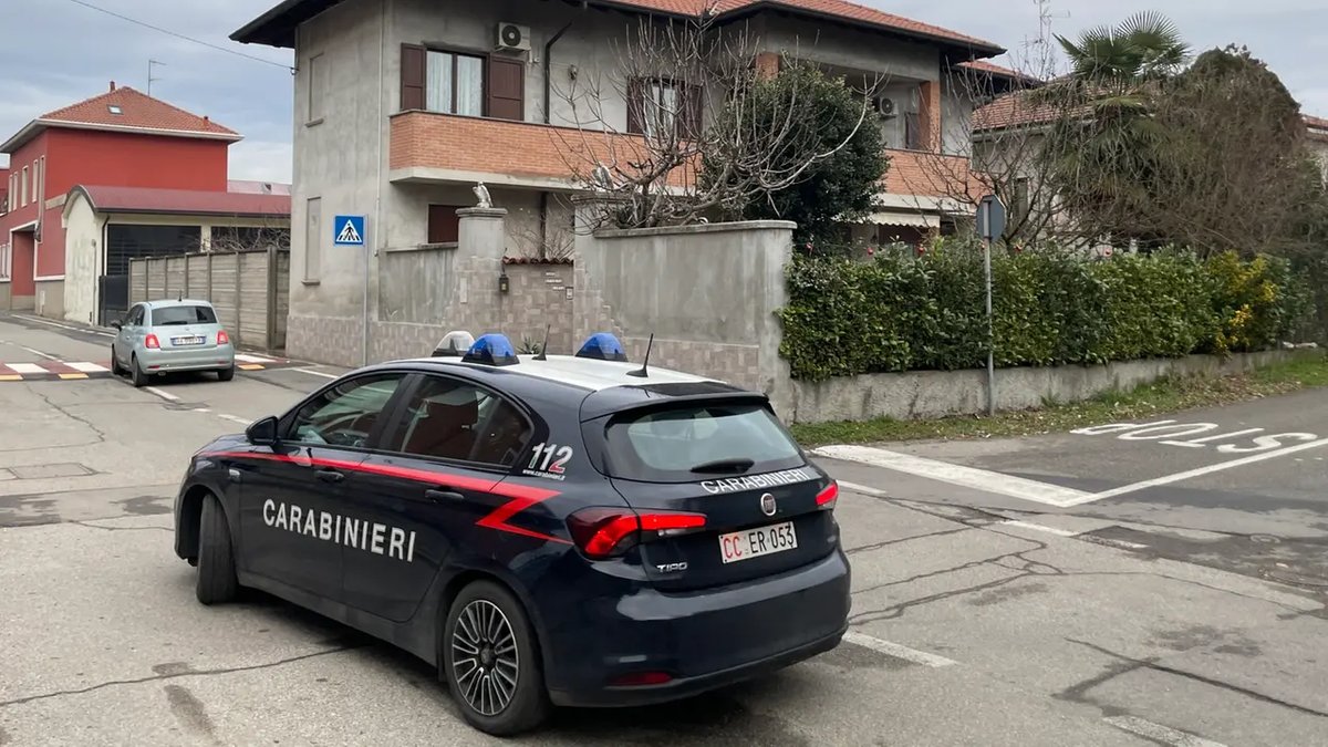 Ladro accoltellato durante rapina a Lonate Pozzolo: il dramma in una villa e la morte in ospedale
