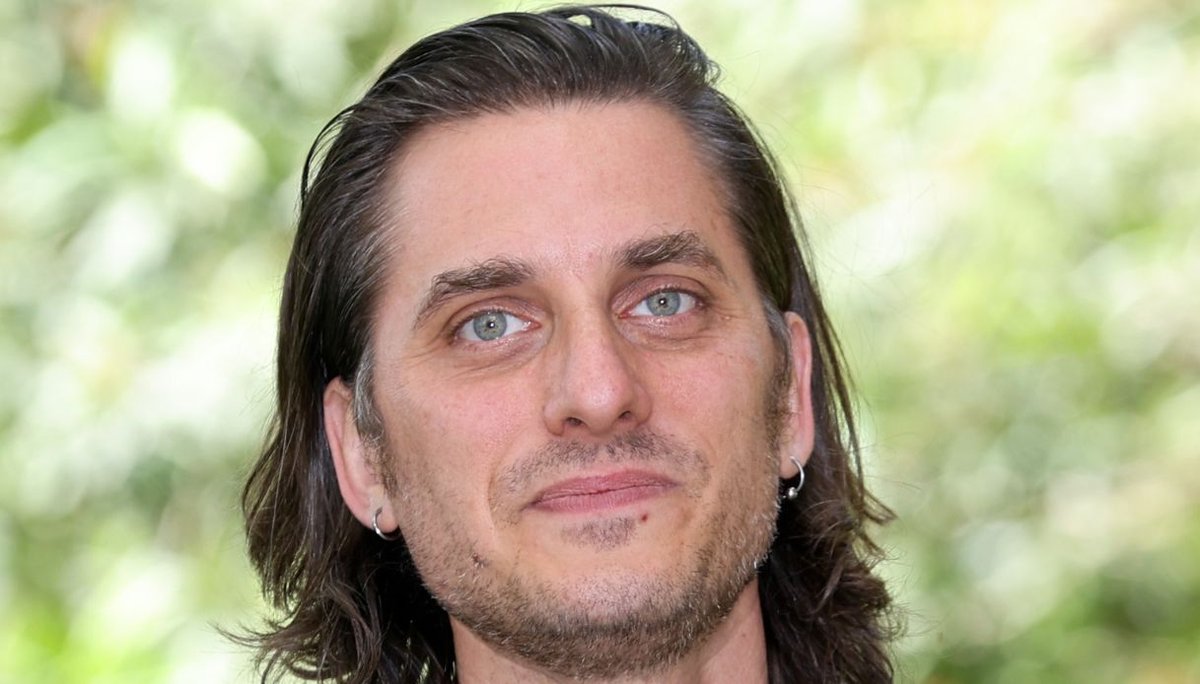 Luca Marinelli: La Straordinaria Carriera di un Attore Italiano di Talento