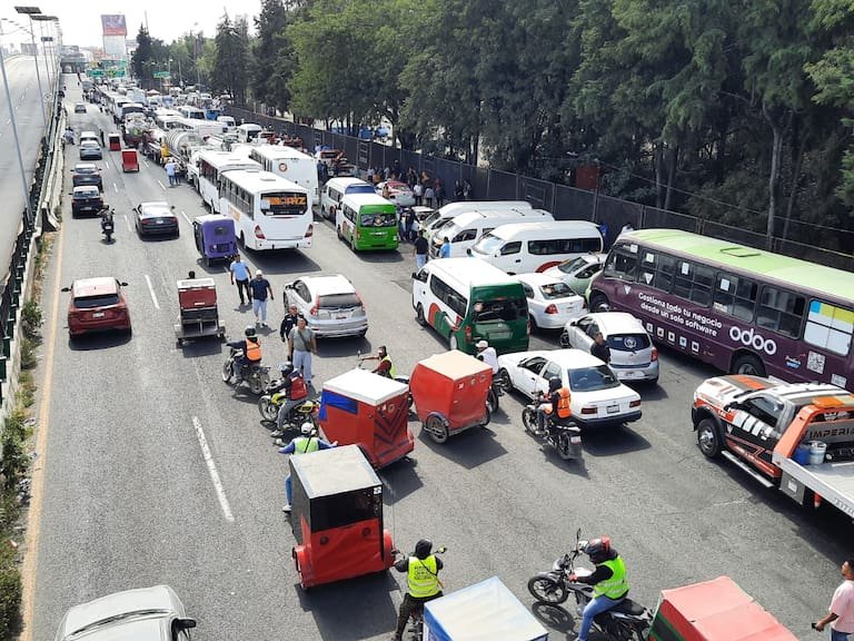 Megabloqueo de transportistas en Edomex: Protesta por extorsiones y abusos que paralizó el oriente mexiquense