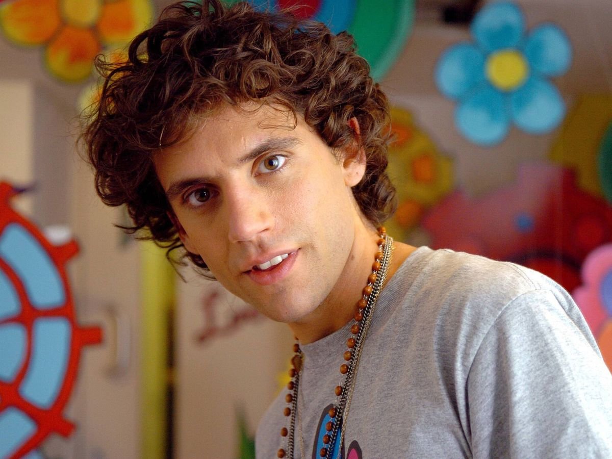Mika: El cantante libanés que conquistó el mundo con su pop vibrante y su historia de superación