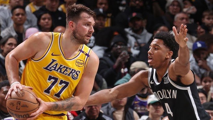 Nets vs Lakers: El duelo NBA que genera expectación en la temporada 2025/2026