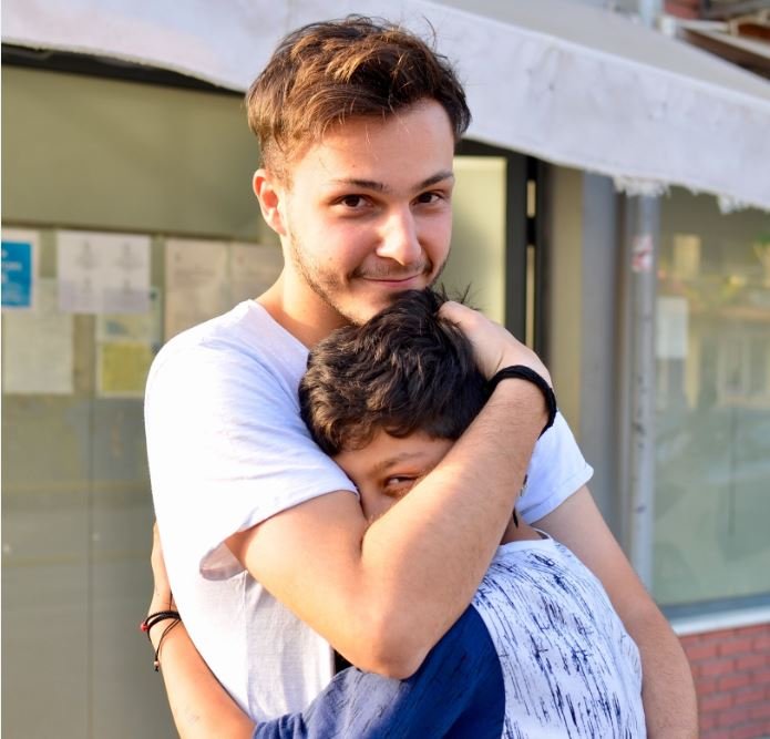 Nicolò Govoni: lo scrittore e attivista che porta istruzione nei luoghi dimenticati del mondo