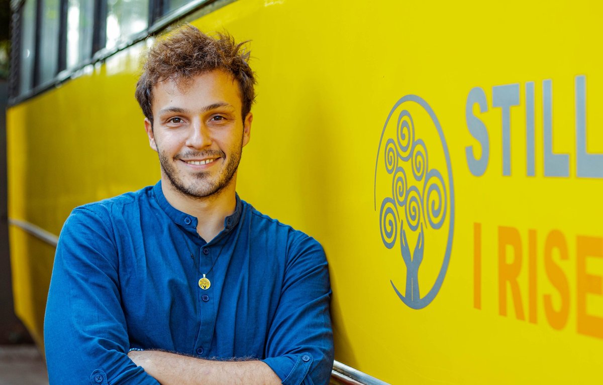 Nicolò Govoni: lo scrittore e attivista che porta istruzione nei luoghi dimenticati del mondo