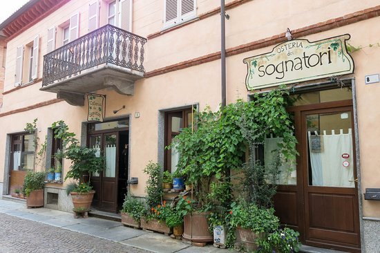 Osteria dei Sognatori: un gioiello gastronomico nel cuore di Alba