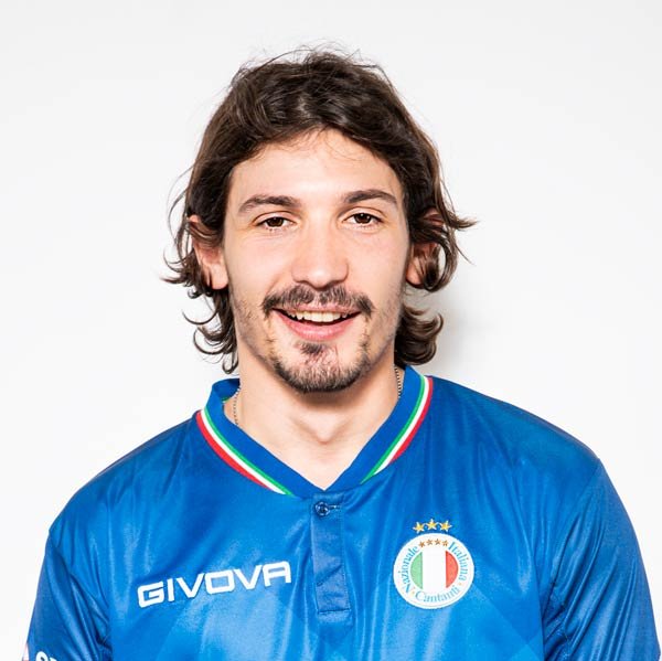 Pierdavide Carone: il cantautore romano tra successi televisivi e ritorni musicali