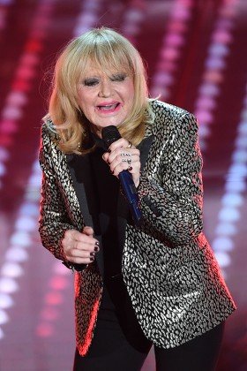 Rita Pavone: La voce indimenticabile della musica italiana