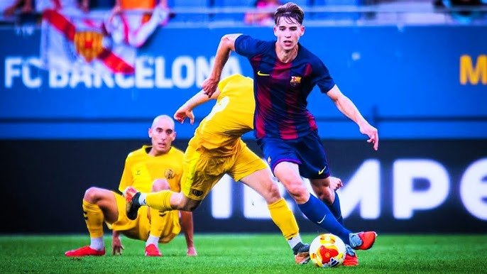 Tommy Marqués: El Joven Pivote que Asciende en la Cantera Azulgrana