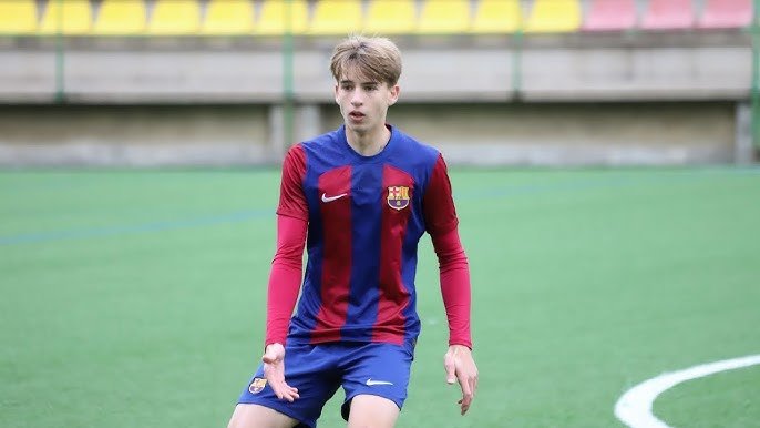 Tommy Marqués: El Joven Pivote que Asciende en la Cantera Azulgrana
