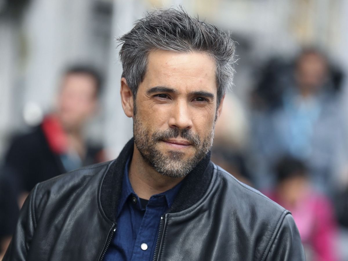 Unax Ugalde: El actor vasco que conquista pantallas y escenarios