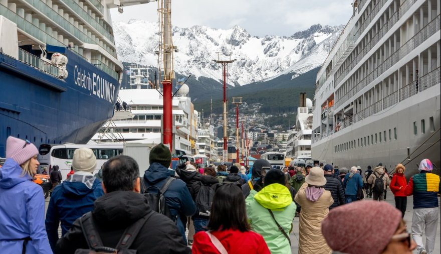 Ushuaia: La ciudad del fin del mundo y su puerto como motor económico